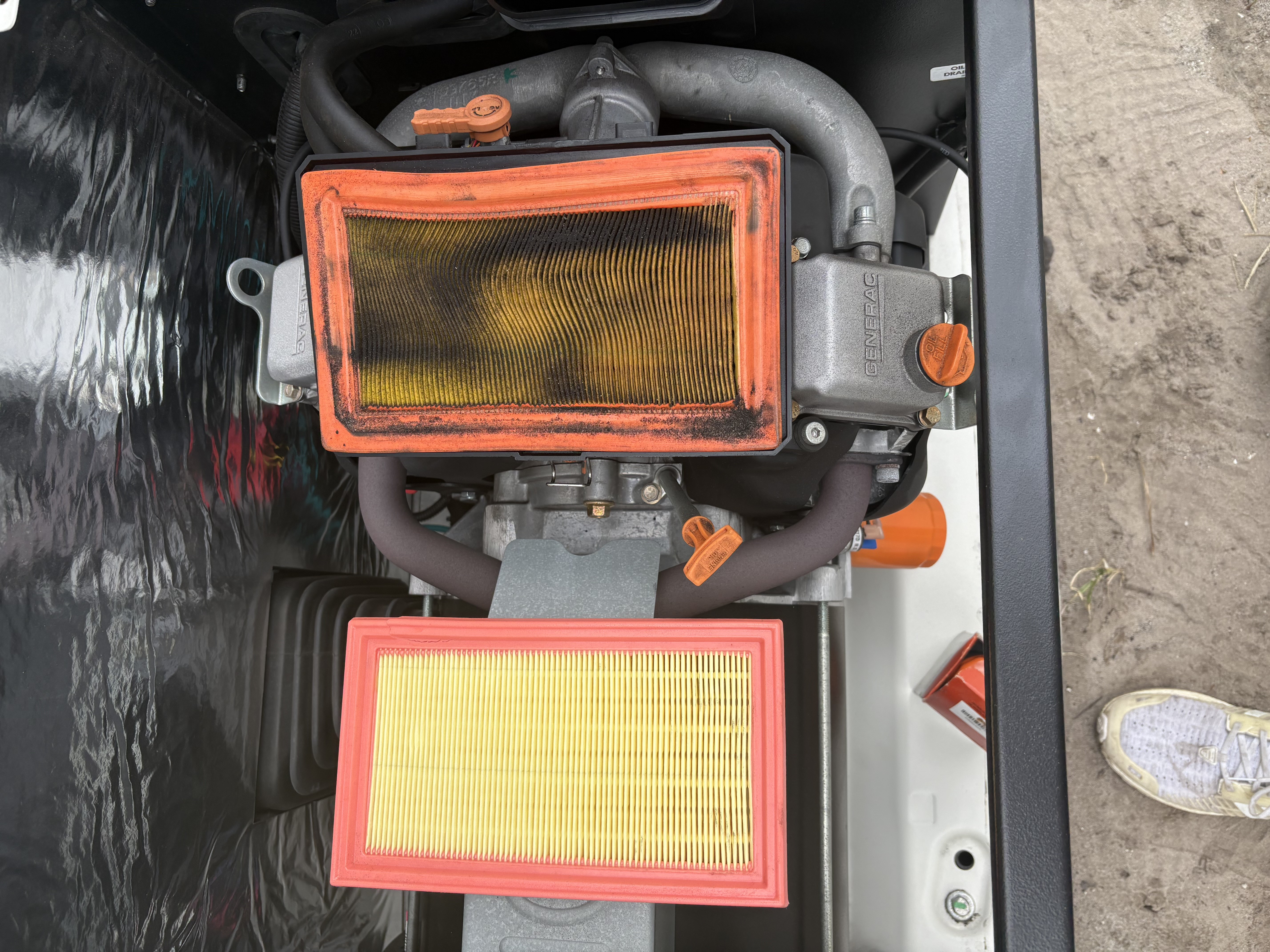 Generator air filter service
